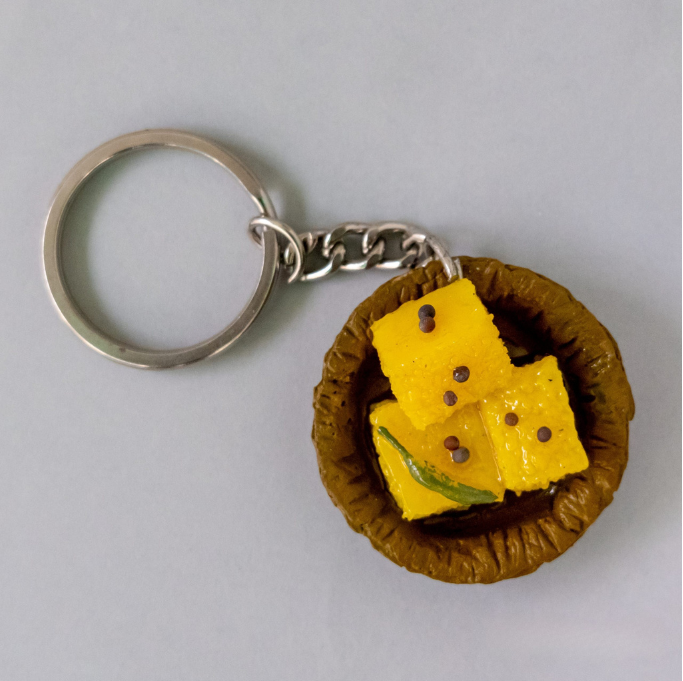 Dhokla miniature keychain