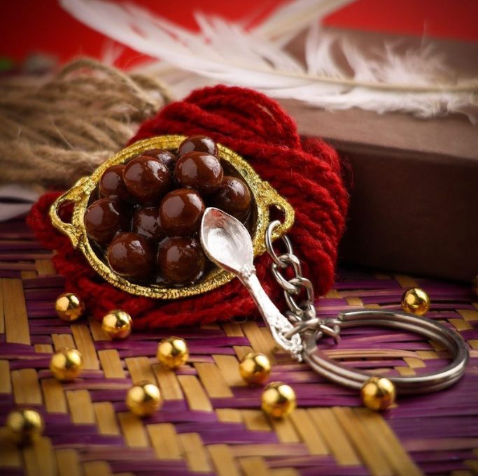 Gulab Jamun on Golden thali miniature Keyring