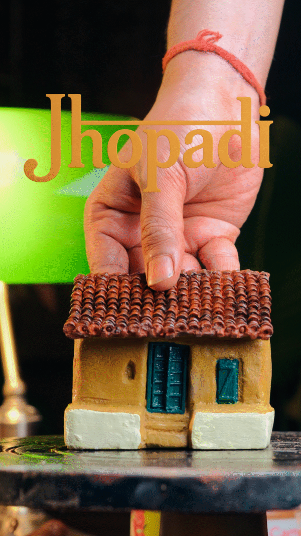 Jhopadi Miniature – Planters