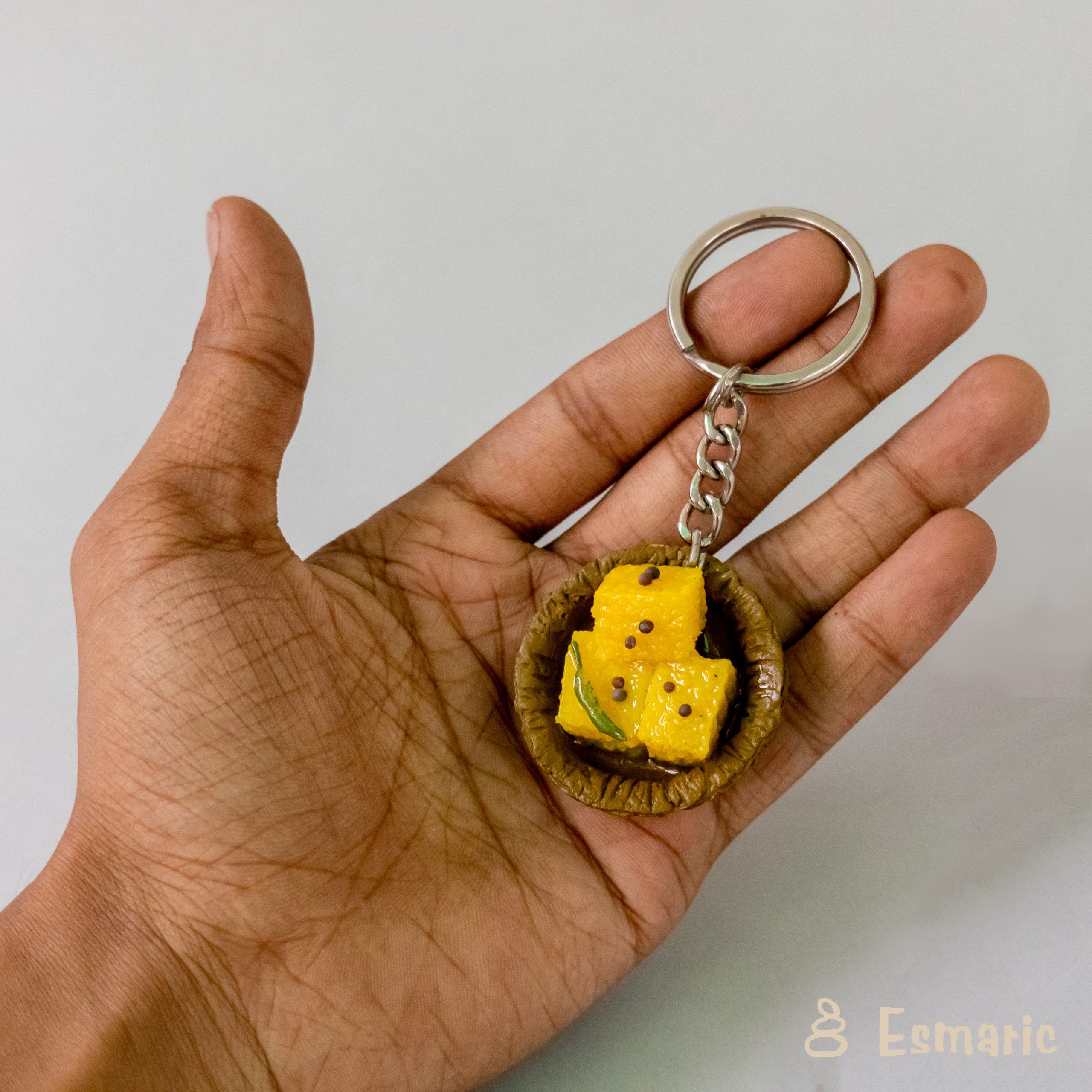 Dhokla miniature keychain